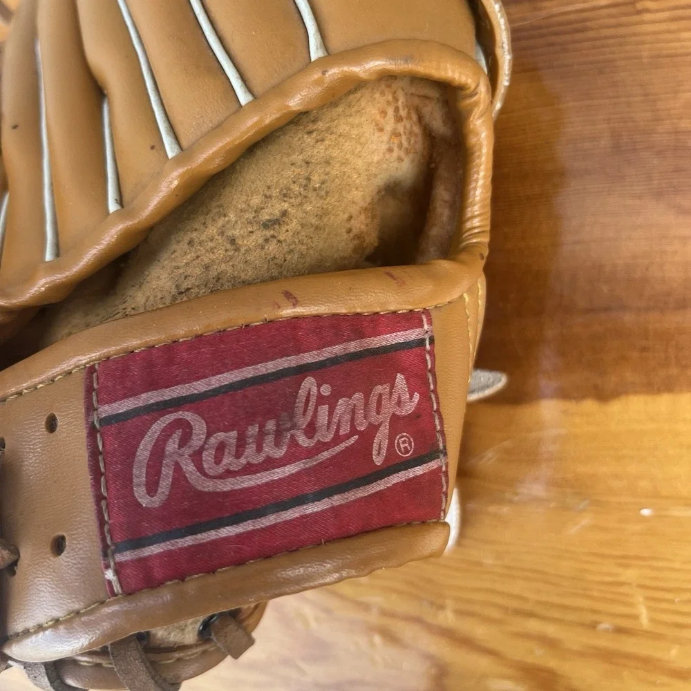 Rawlings RBG160 Ryne Sandberg Baseball Glove 9.5
